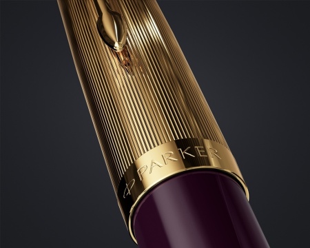 Шариковая ручка Parker 51 DELUXE PLUM GT, стержень: M, цвет чернил: black, в подарочной упаковке.