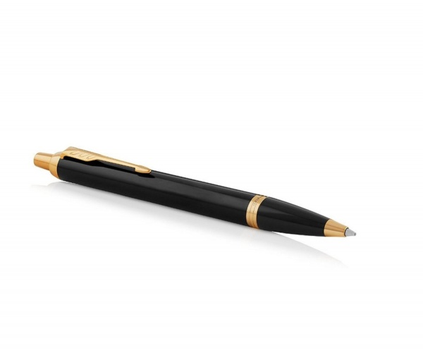 Подарочный набор: Шариковая ручка Parker IM Metal Black GT и Ежедневник недатированный, черный.