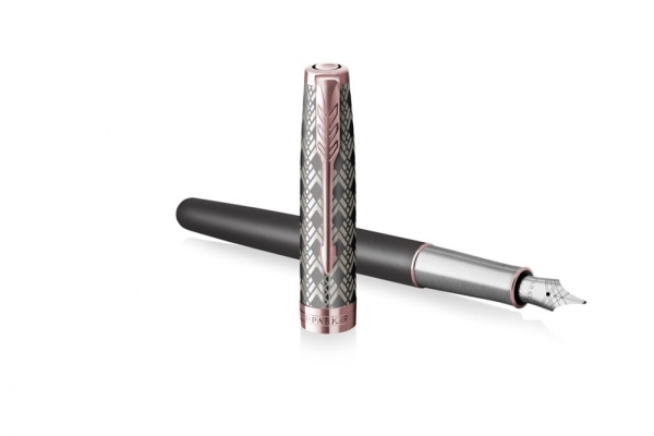 Перьевая ручка Parker Sonnet Premium  GREY GT, перо 18K, перо: F, цвет чернил black, в подарочной упаковке