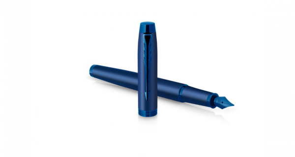 Перьевая ручка Parker IM Monochrome Blue, перо:F, цвет чернил: blue, в подарочной упаковке.