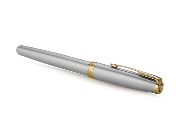 Перьевая ручка Parker Sonnet , Stainless Steel GT, перо: F или М, цвет чернил: black, в подарочной упаковке