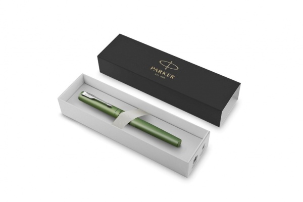 Перьевая ручка Parker Vector XL Green CT, цвет чернил blue, перо: F, в подарочной упаковке.