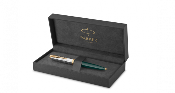 Шариковая ручка Parker 51 Premium Forest Green GT стержень: M, цвет чернил: black, в подарочной упаковке.